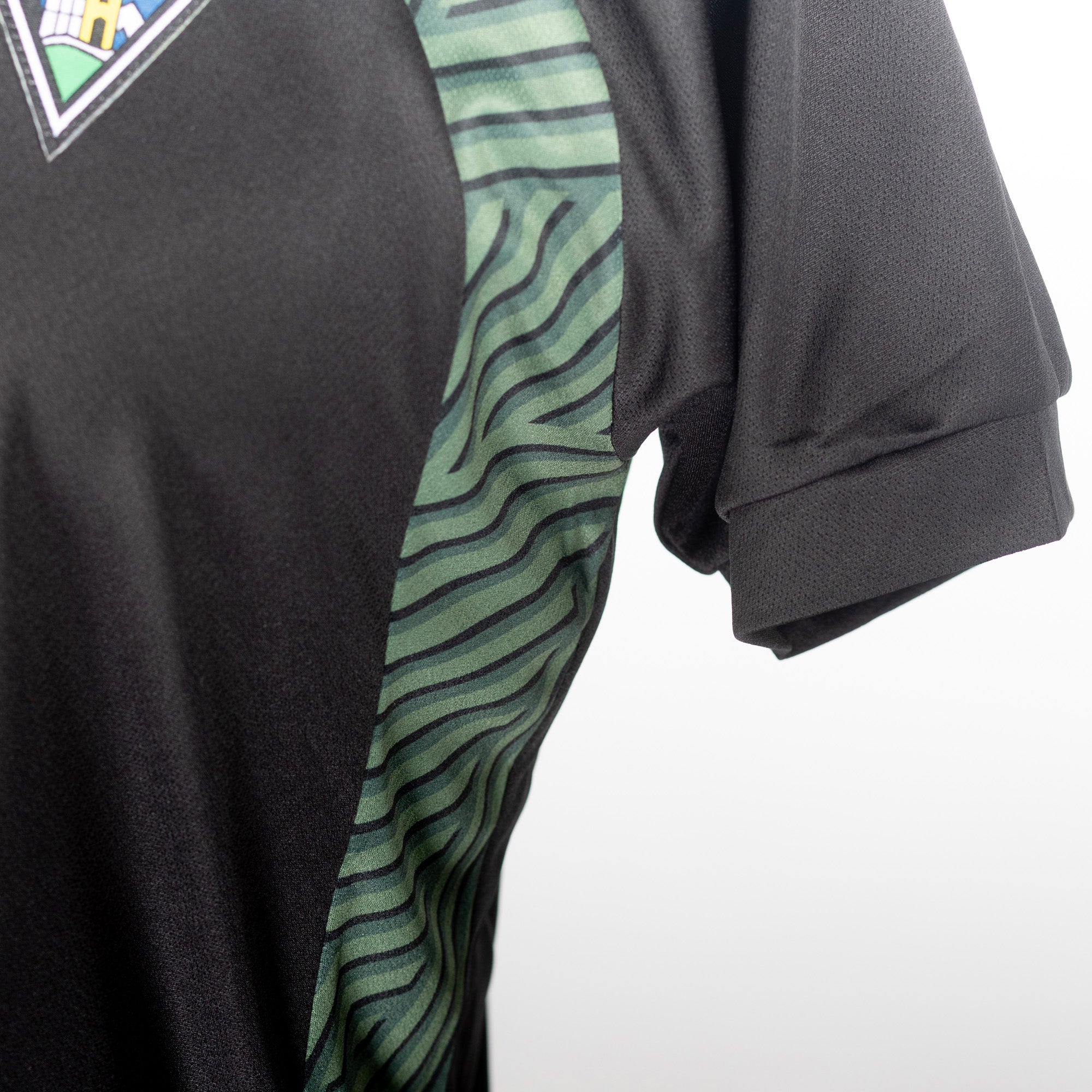 26/27 Adult Black Training T-shirt
